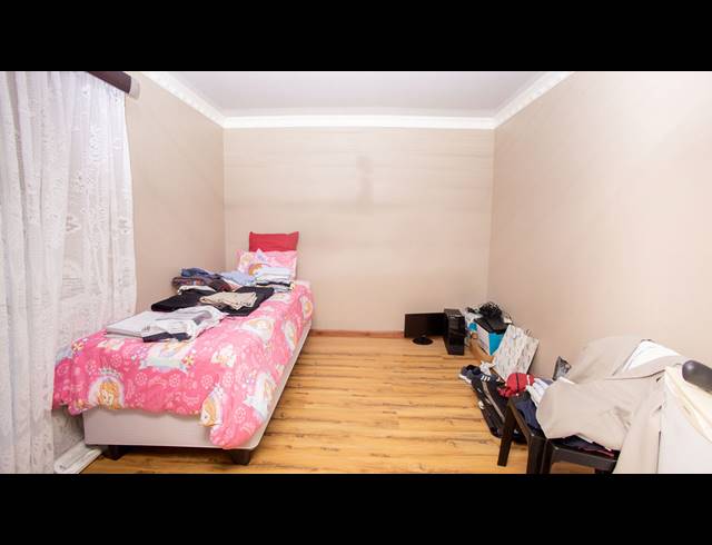 4 BEDROOM HOUSE FOR SALE IN SUNNYRIDGE